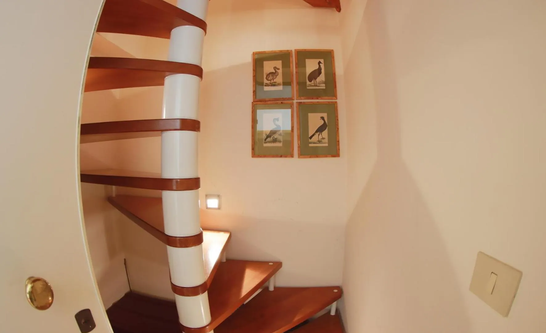Santa Croce Cozy Duplex Apartment Florence